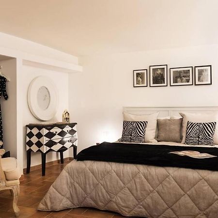 Lovely Colosseum Loft Apartment Rome Bagian luar foto