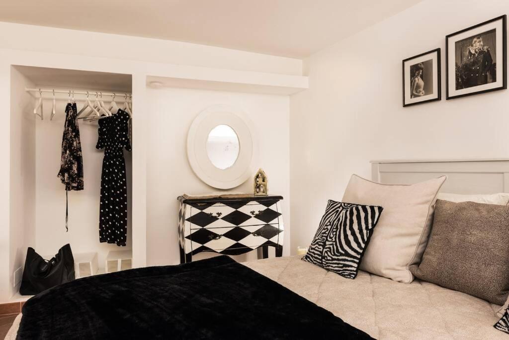 Lovely Colosseum Loft Apartment Rome Bagian luar foto