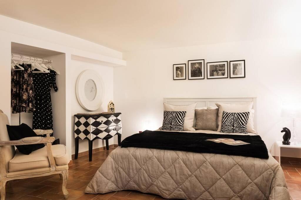Lovely Colosseum Loft Apartment Rome Bagian luar foto